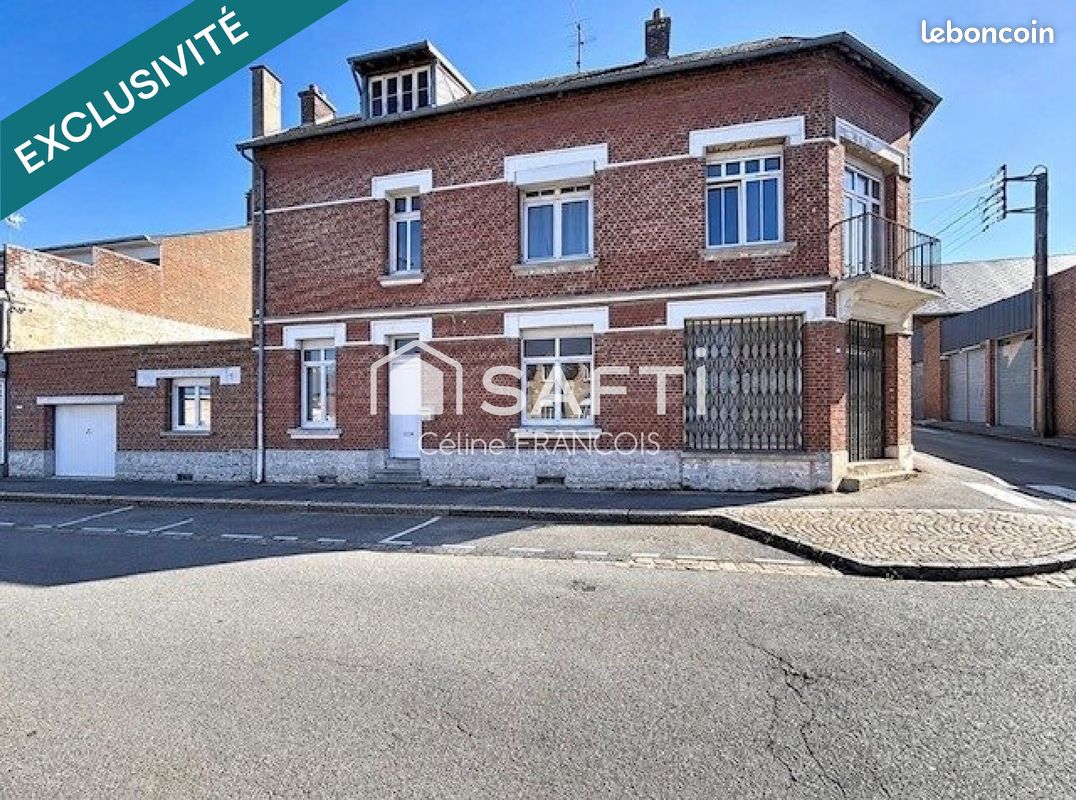 Maison 10 pièces 156 m² · à Péronne · 156 m² · 158 000 €
