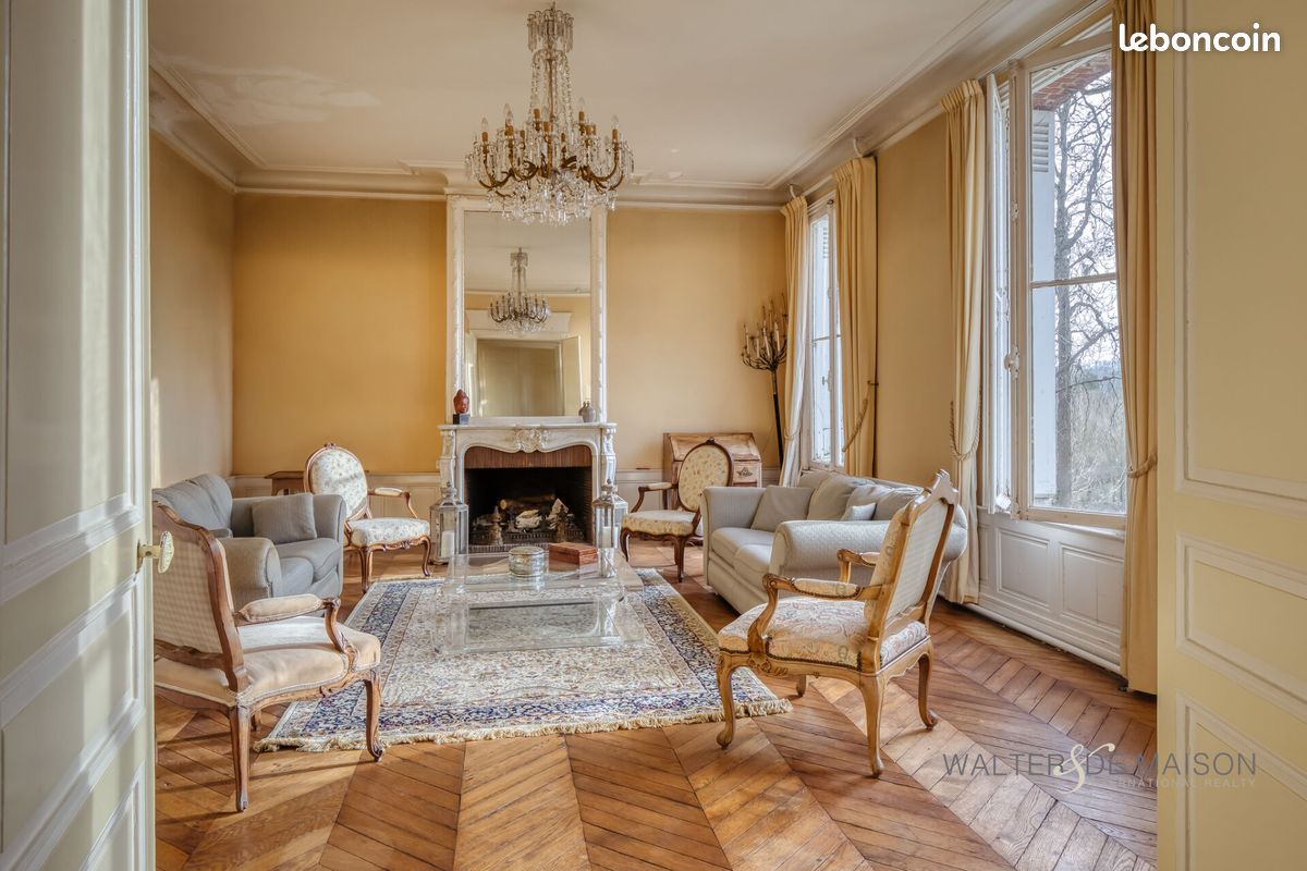 Maison 10 pièces 252 m² · à Ry · 252 m² · 580 000 €