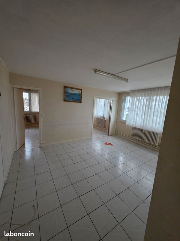 Appartement 4 pièces 100 m² · à Mâcon · 100 m² · 790 €/mois