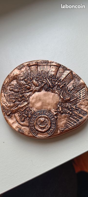 Médaille presse papier monnaie de paris (image 1)