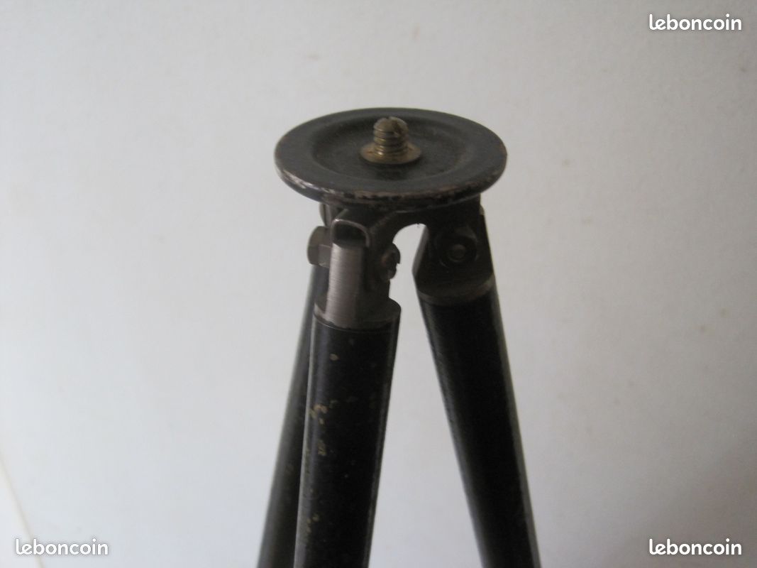 Trépied d'appareil photo miniature allemand vintage de taille variable des années 1920 avec livre d'Ansel Adams - En vente sur France