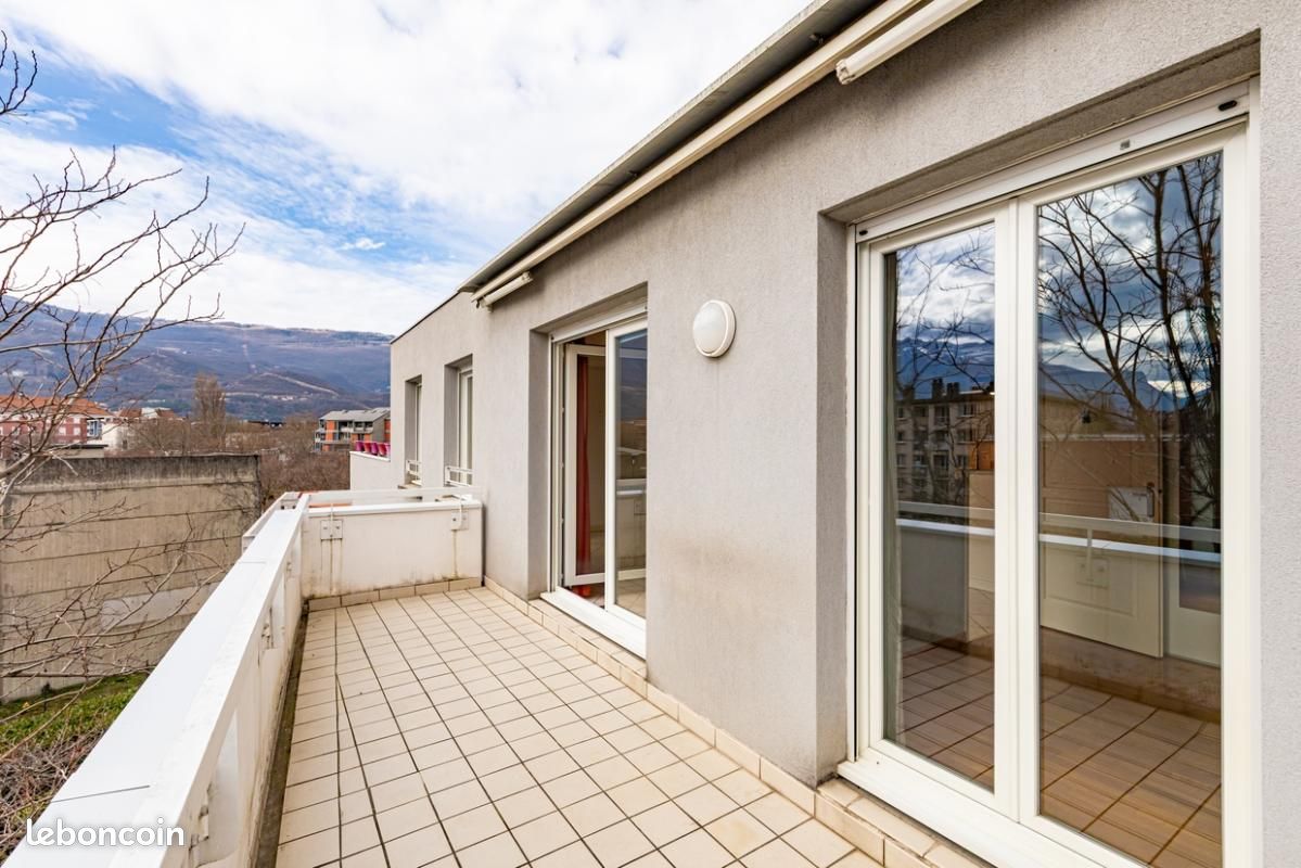 Appartement 2 pièces 45 m² · à Grenoble · 45 m² · 99 000 €