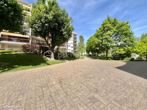 Duplex 2 pièces 63 m² — 10