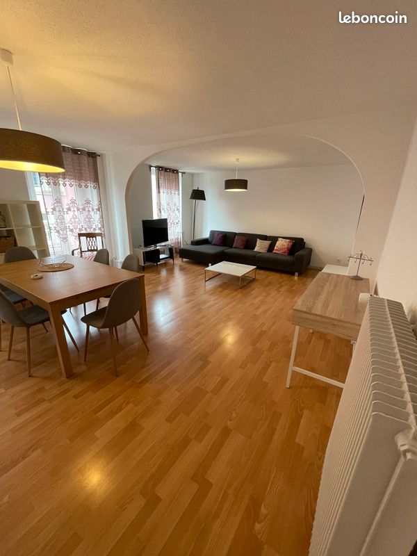 Appartement 3 pièces 84 m² · à Belfort · 84 m² · 885 €