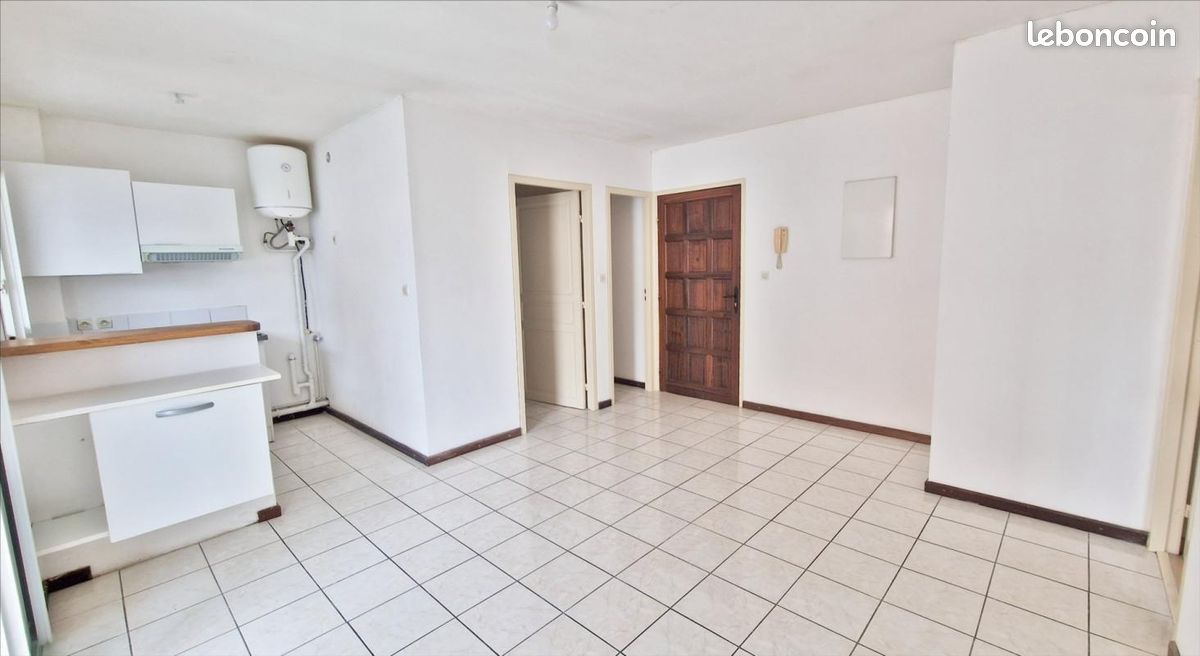 Appartement 2 pièces 34 m² · à Saint-Denis · 34 m² · 522 €/mois