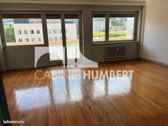 Appartement 4 pièces 71 m² · à Saint-Étienne · 71 m² · 750 €