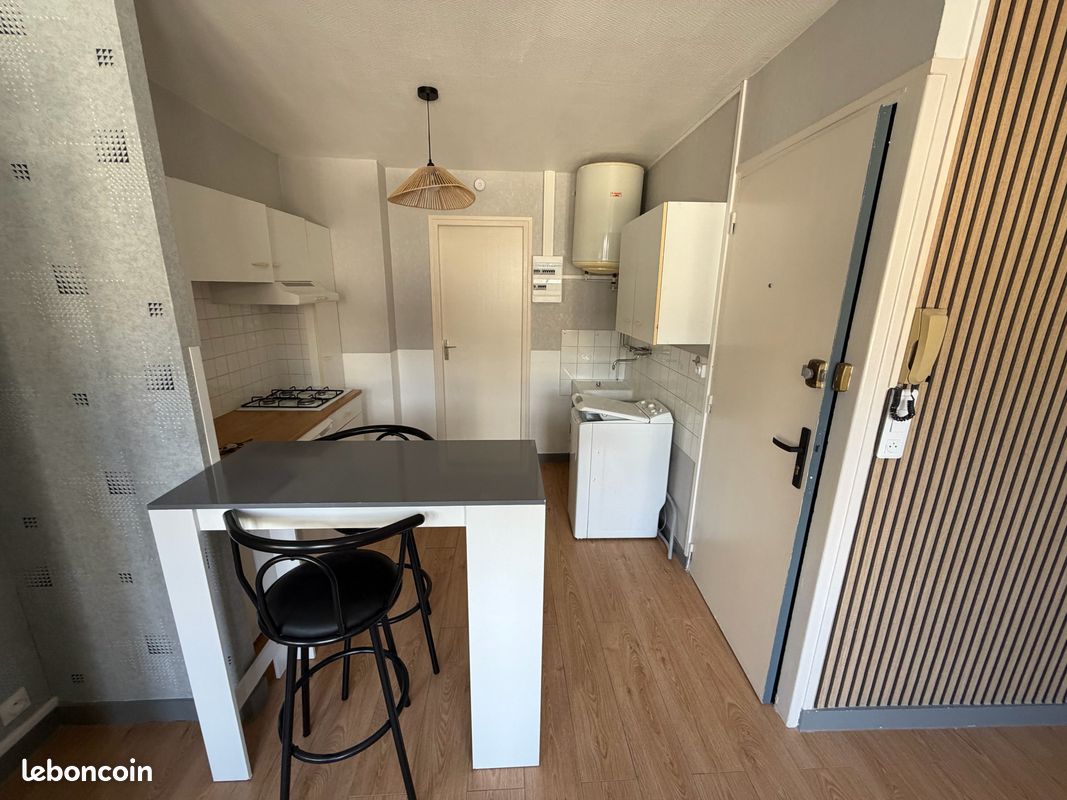 Appartement 1 pièce 23 m² · à Châtellerault · 23 m² · 320 €/mois