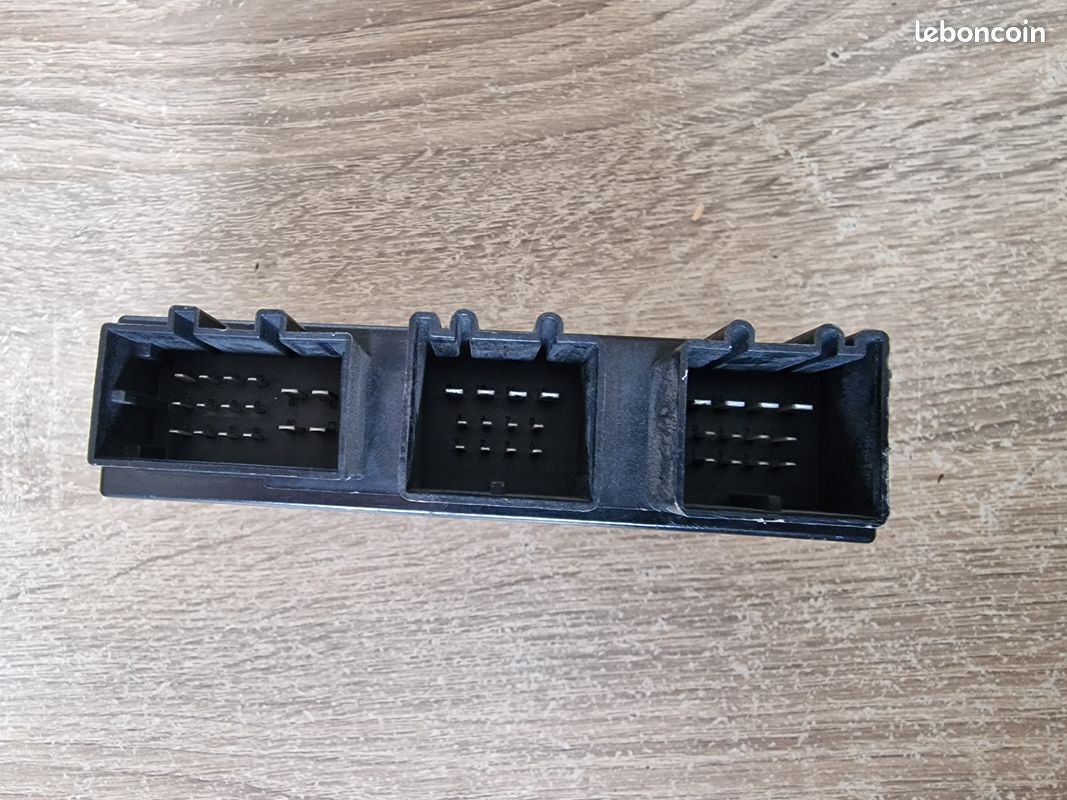 Module attelage mercedes (image 2)