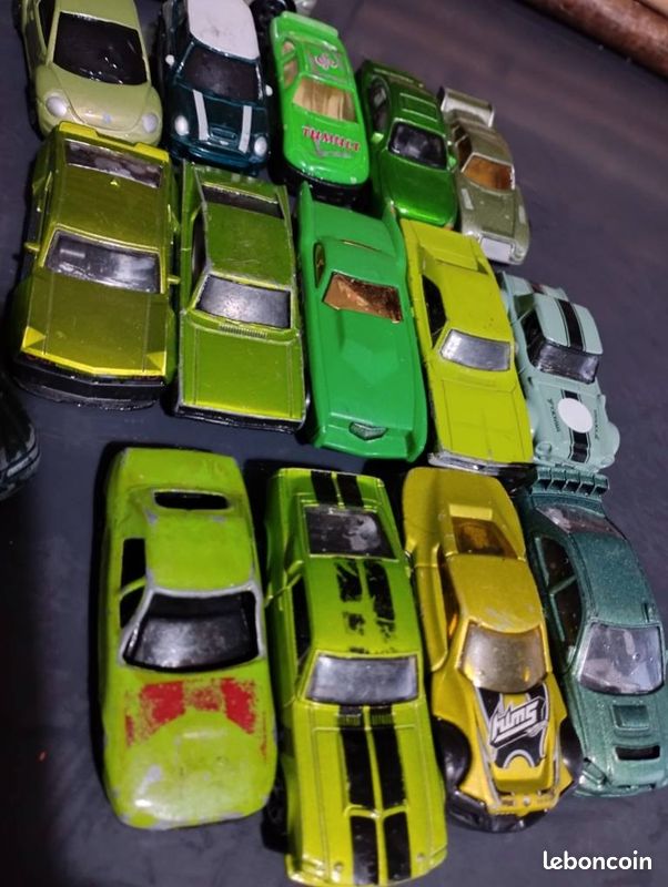 Lot de voiture verte (image 3)