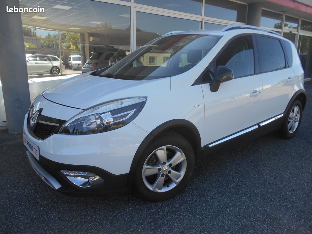 RENAULT SCENIC xmod dci 130 Energy Eco 2 Bose Edition 7cv (image 1)