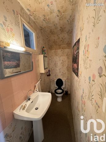 https://img.leboncoin.fr/api/v1/lbcpb1/images/8d/a7/e7/8da7e7270891e66f23dd9961b675e8ba3ba0afda.jpg?rule=ad-image