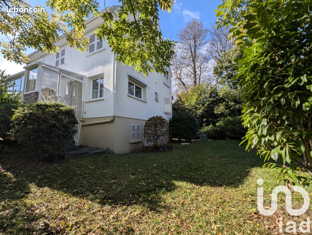 Maison 8 pièces 200 m² · à Ermont · 200 m² · 699 000 €