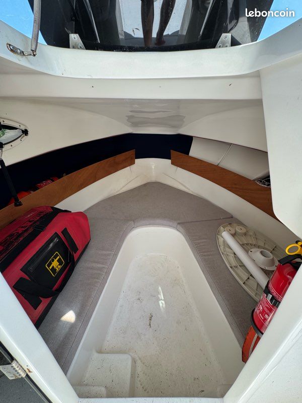 Bateau cabine ARKOS 5,40 m (image 2)