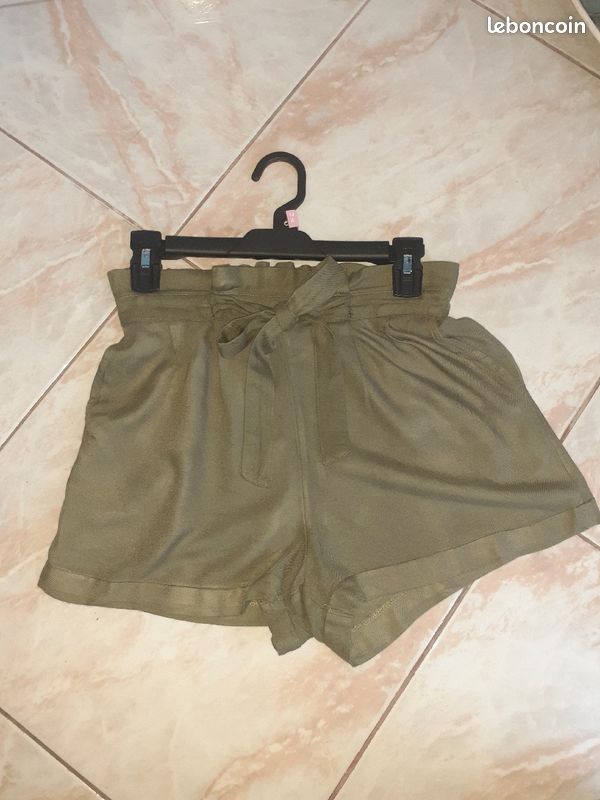 Short kaki femme (image 2)