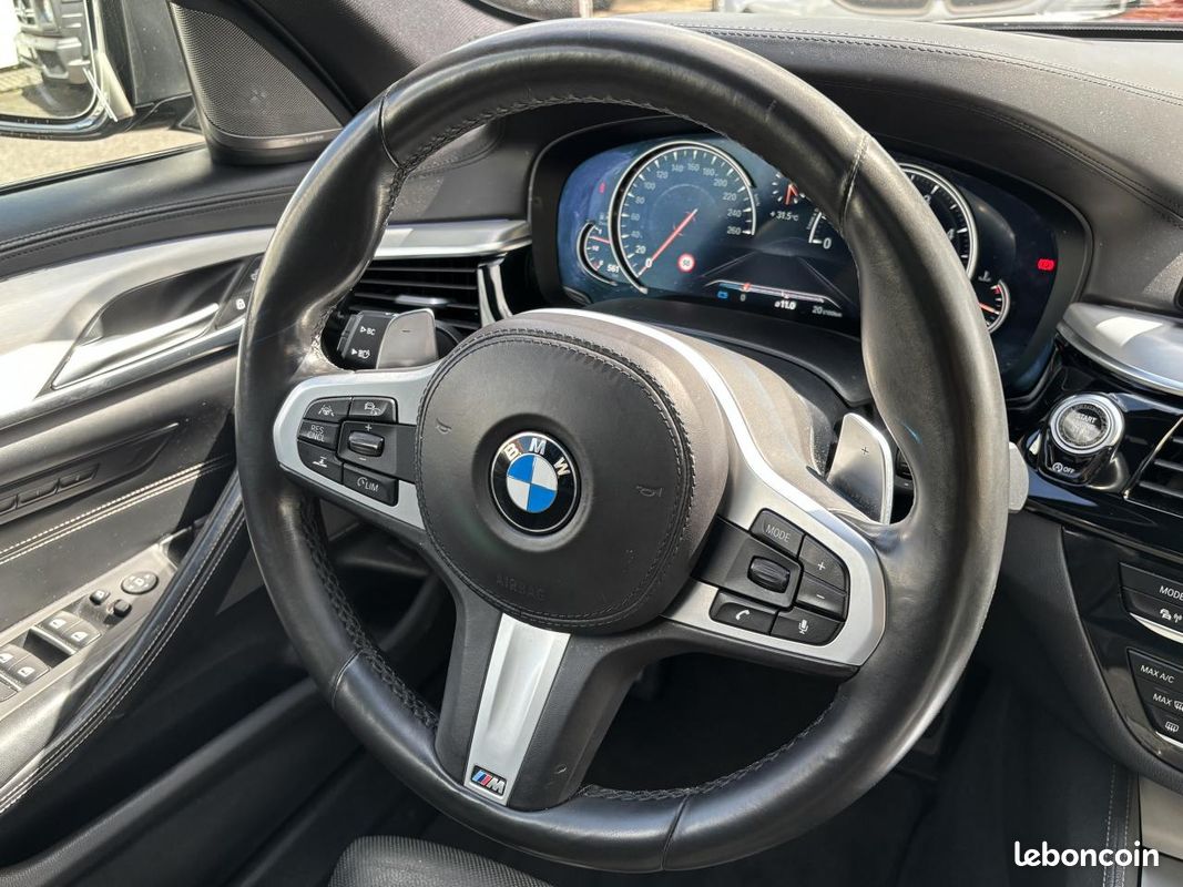 BMW SERIE 5 M550d xDrive Touring - BVA Sport Steptronic (image 12)
