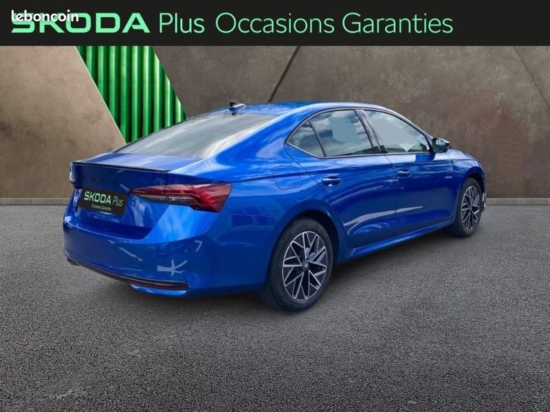 Skoda Octavia 2.0 TDI SCR 150ch Sportline DSG7 (image 4)