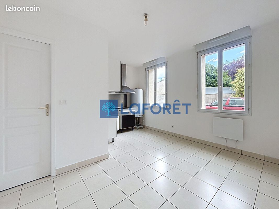 Appartement 2 pièces 25 m² · à Savigny-sur-Orge · 25 m² · 699 €/mois