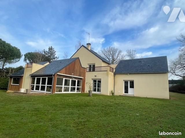 Maison 6 pièces 167 m² · à Les Garennes sur Loire · 167 m² · 471 600 €