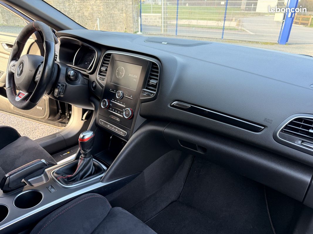 RENAULT MEGANE 4 RS 1.8 TCE 280ch HUD / RS monitor / Boite méca (image 4)