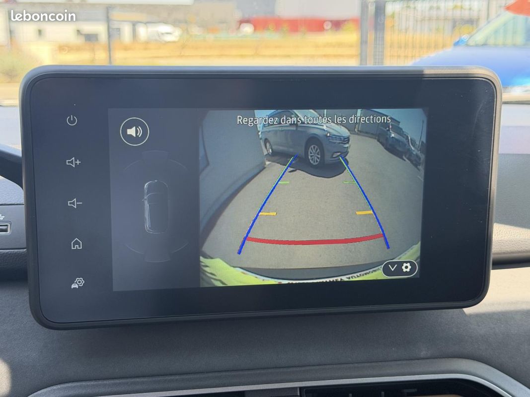 Dacia jogger 1.6 hybride 140 7pl automatique + camera de recul + gps + alerte angle mort (image 25)