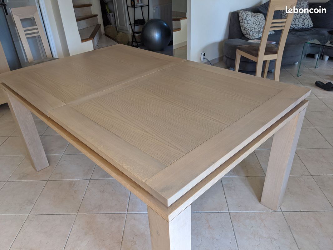 Table chêne massif 6 - 10 personnes (image 1)