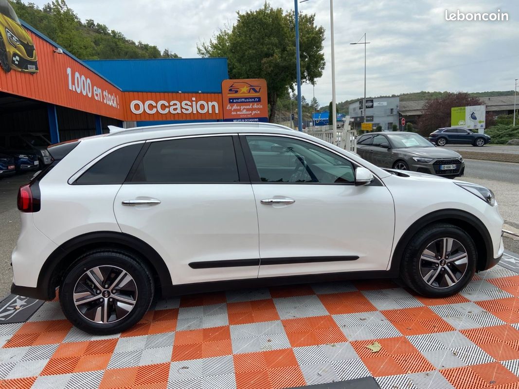 Kia NIRO 1.6 GDi 105ch ISG + électrique 43.5ch Design DCT6 (image 4)
