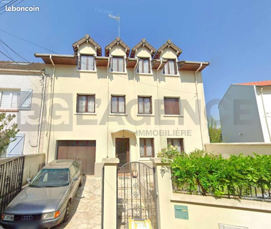 Maison 10 pièces 200 m² · à Coubron · 200 m² · 339 000 €