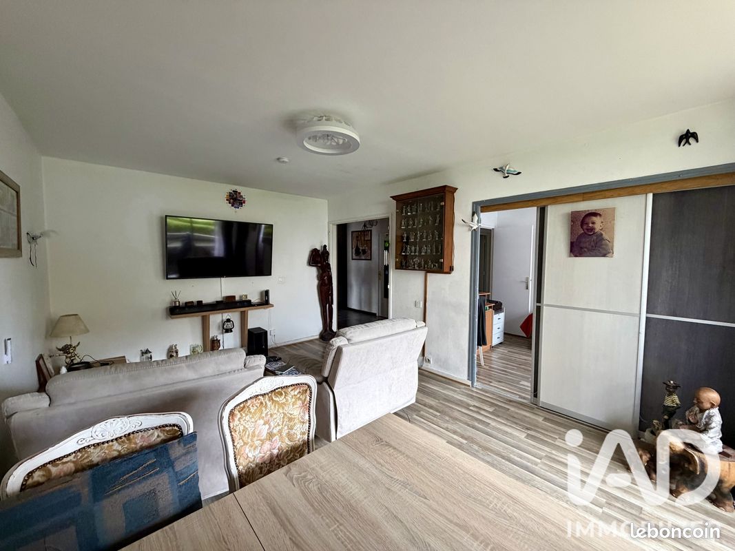 Appartement 3 pièces 67 m² · à Saint-Priest · 67 m² · 157 000 €