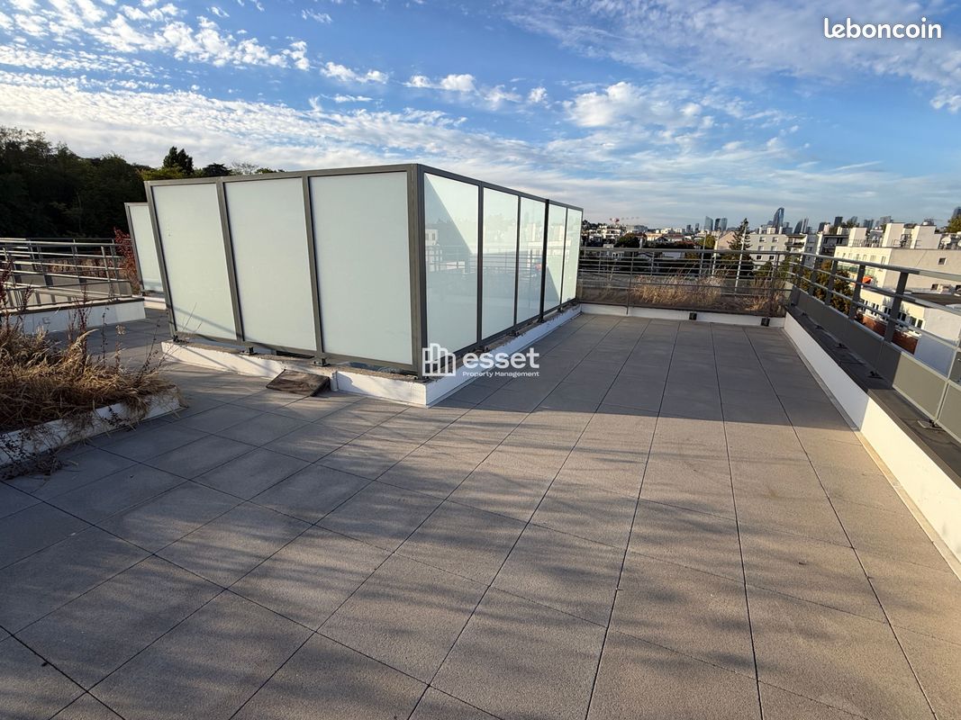Appartement 4 pièces 91 m² · à Saint-Cloud · 91 m² · 2 718 €/mois