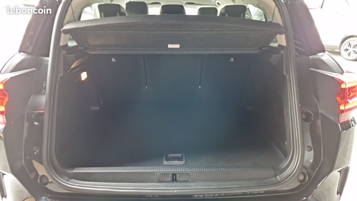 Citroën C5 Aircross Hybride rechargeable 180 e-EAT8 MAX (image 10)