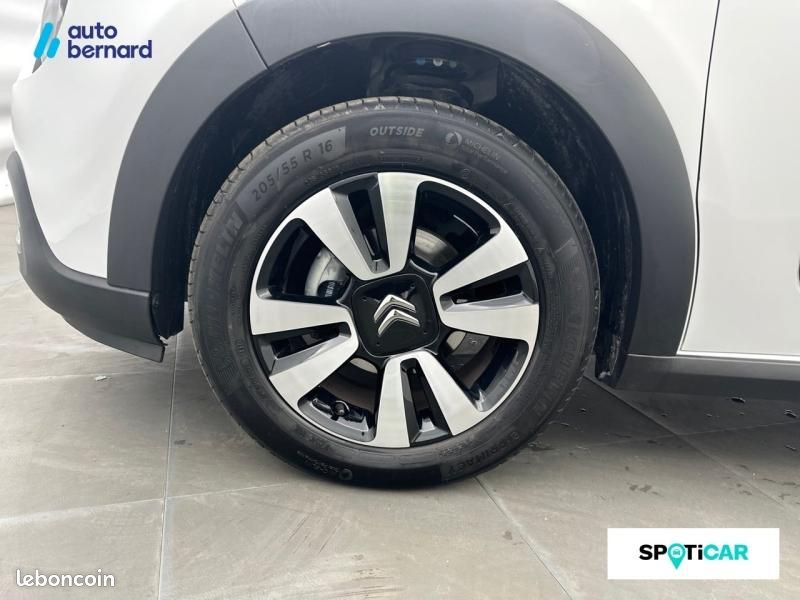 Citroen C3 1.2 PureTech 83ch S&S Shine (image 11)