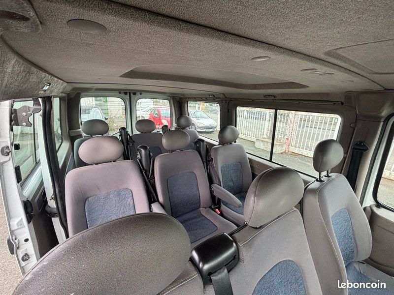 RENAULT MASTER 2.5D 80 Cv 180000 KM 9 PLACES CT.OK SUIVI COMPLET RENAULT (image 5)