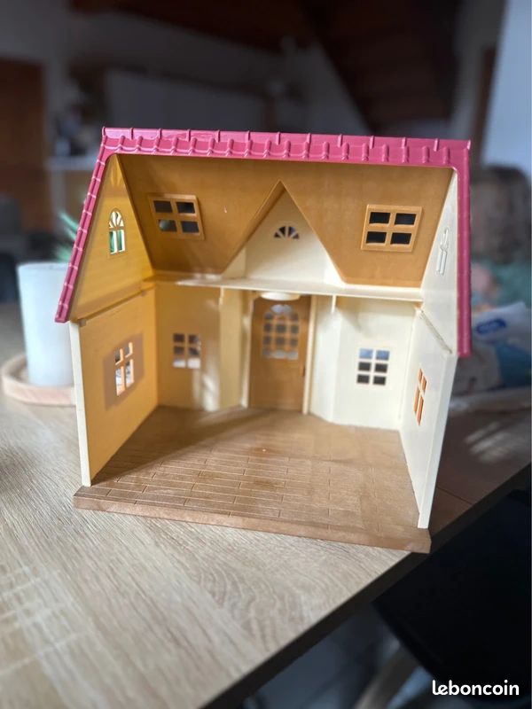 Maison Sylvanian Families – Très bon état – Sans accessoires – Il manque l’étage (image 2)