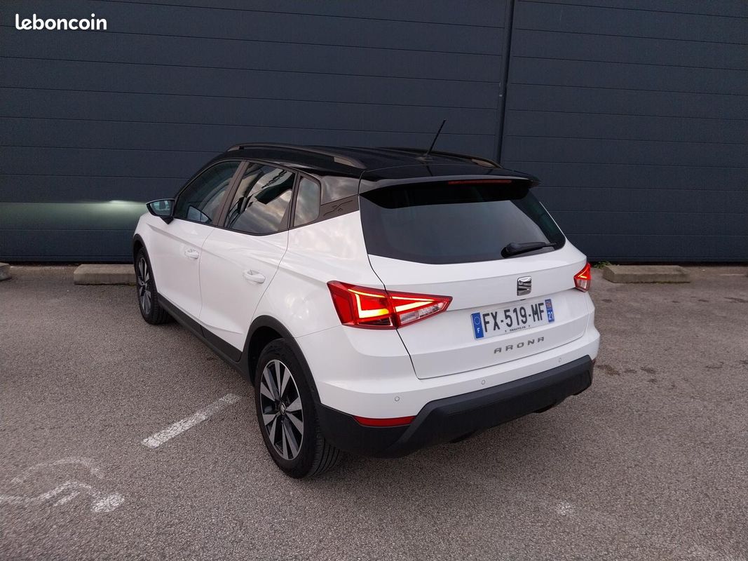 SEAT Arona 1.0 EcoTSI 95 ch Start/Stop BVM5 Urban (image 4)