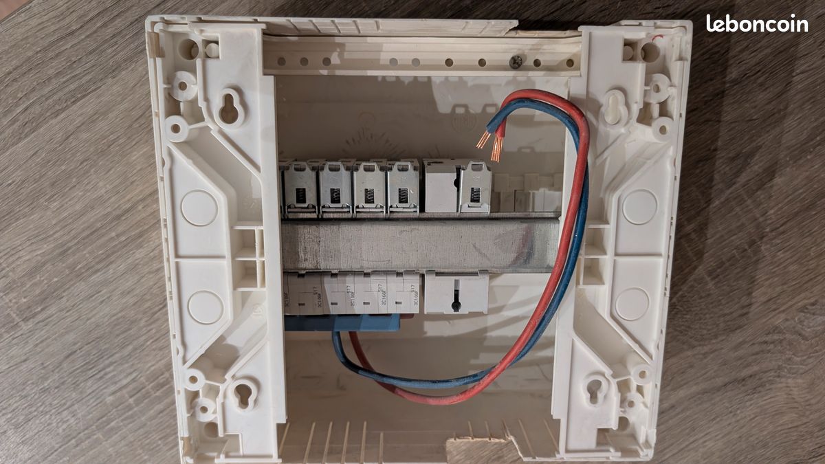 [A SAISIR] - Tableau électrique 2 voies 13 modules + disjoncteurs HAGER (image 3)