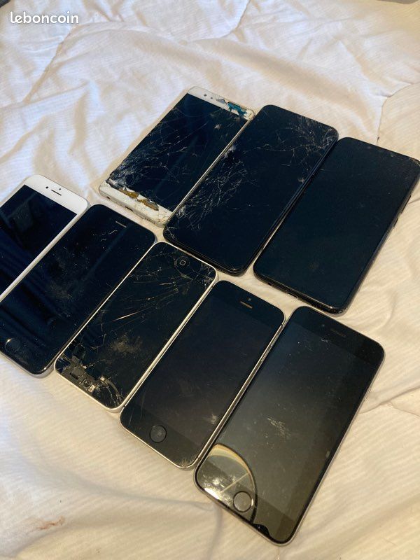 Lot vieux téléphones (iphone) (image 2)