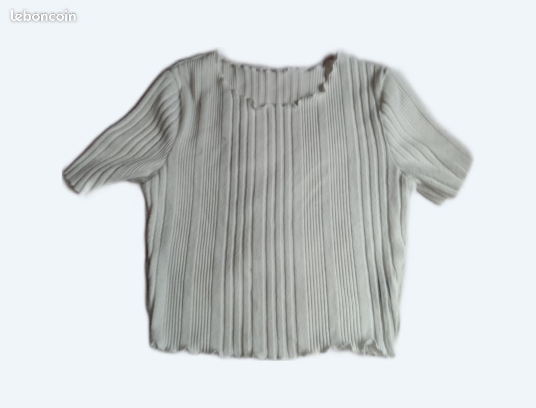 Tee shirt (image 1)