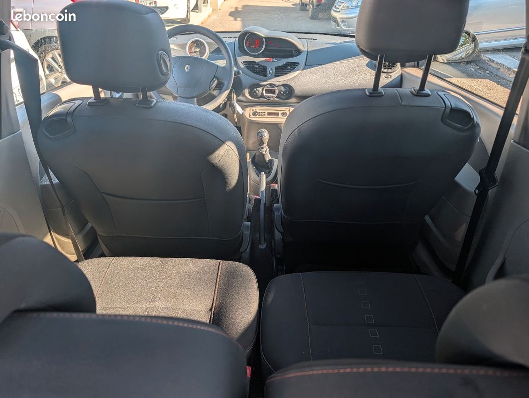 Renault twingo ii 1.2 16v 75ch dynamic 1ere main toit ouvrant/clim auto /jantes alu (image 11)