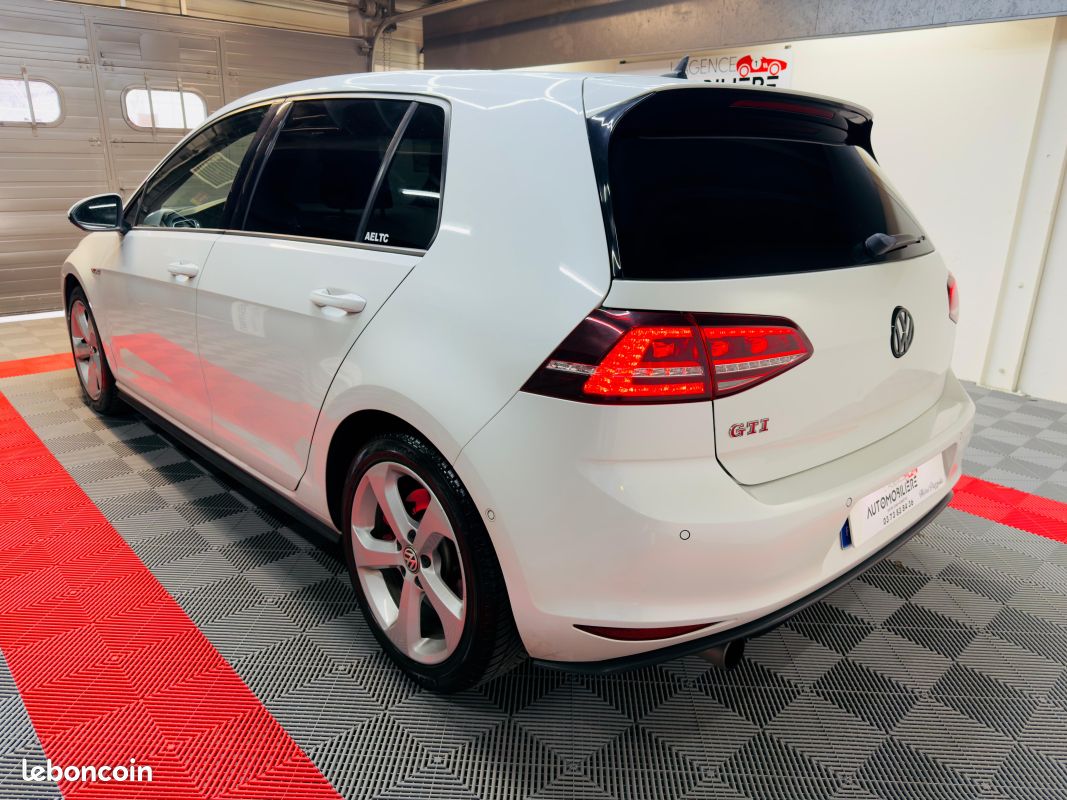VOLKSWAGEN Golf VII 7 GTI Performance 230 DSG – Origine France – Carnet complet – 3 ième main (image 7)