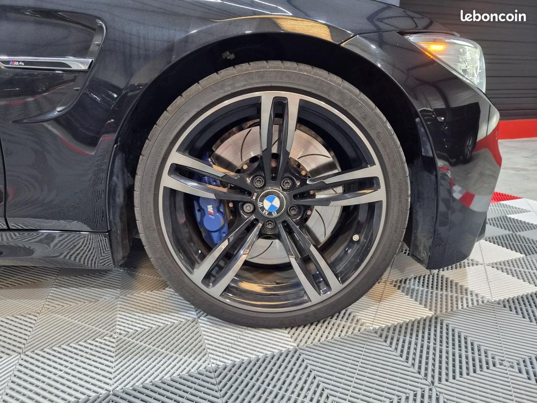 BMW M4 COUPE (F82) - 3.0 431 - Toit Carbone - Suivi complet BMW (image 5)