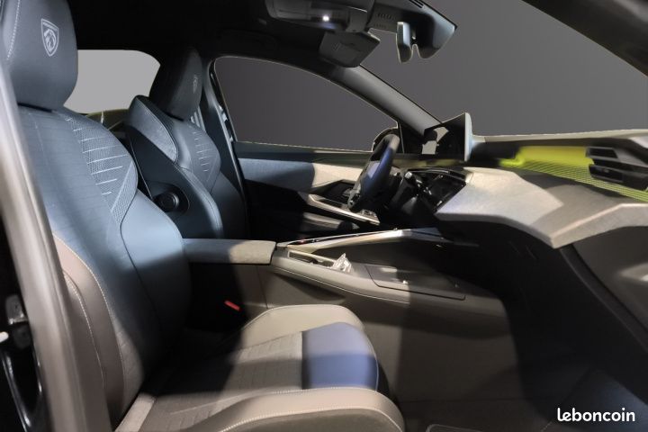 PEUGEOT NOUVEAU 3008 1.2 HYBRID 145cv GT Véhicules neufs sur commande (image 9)