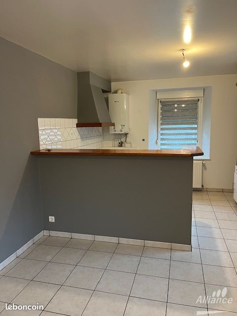 Immeuble 305 m² · à Hérimoncourt · 305 m² · 325 000 €
