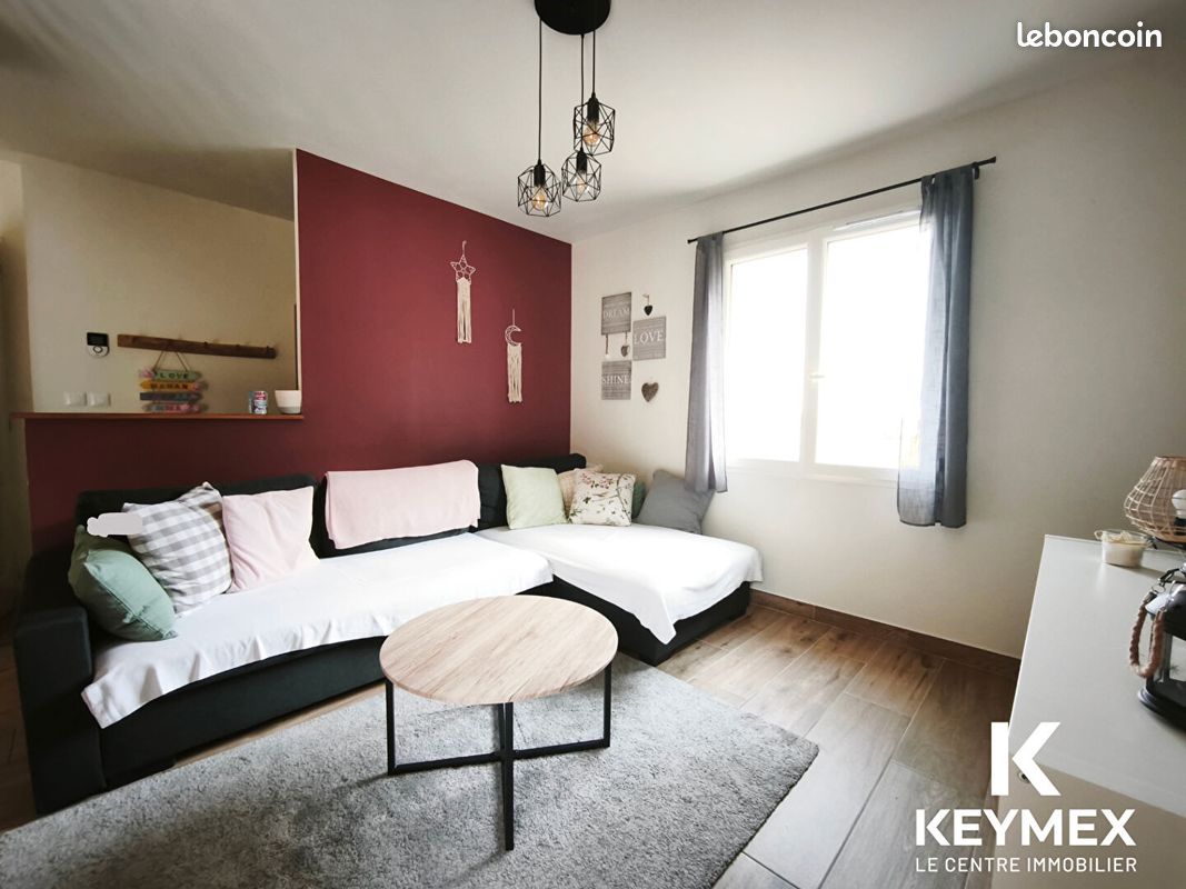 Maison 6 pièces 108 m² · à Villeneuve-les-Sablons · 108 m² · 319 000 €