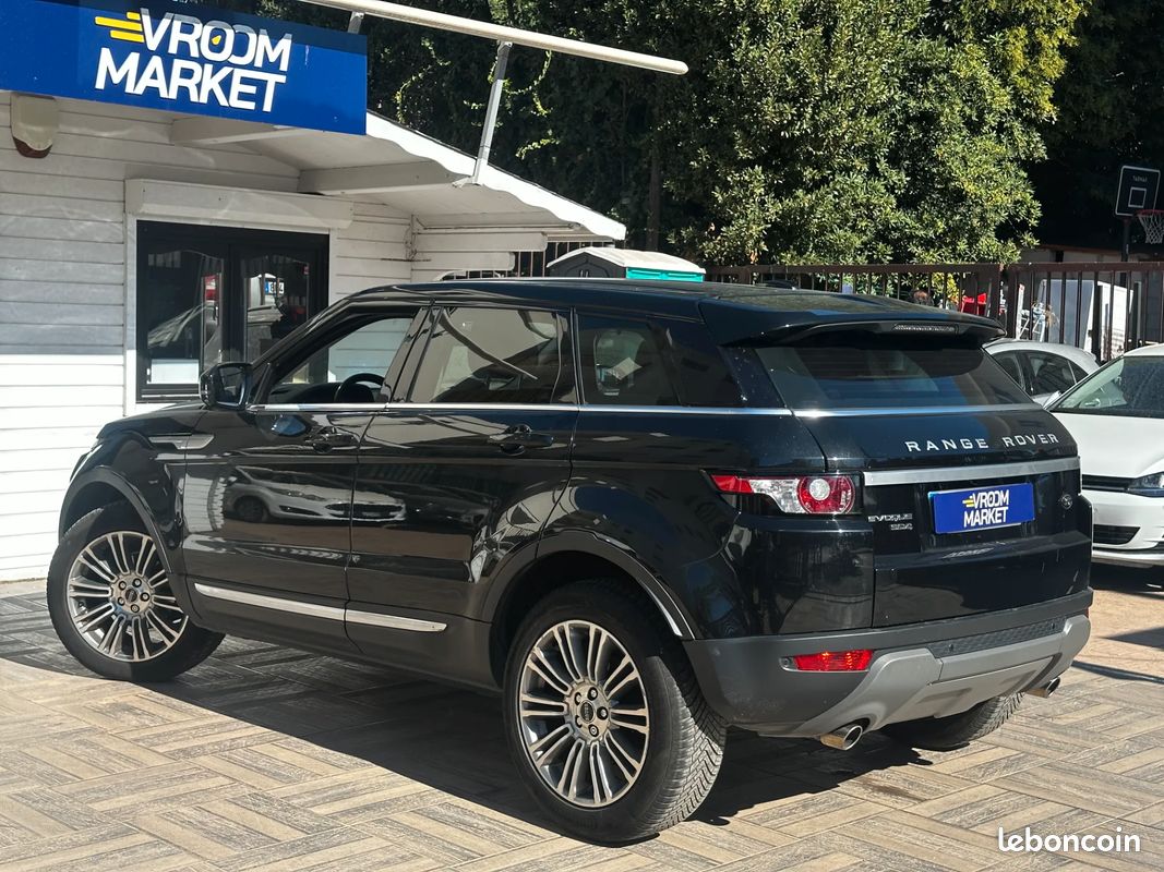 Range Rover Evoque 2.2 SD4 190ch Dynamic - SIÈGES ÉLECTRIQUE À MÉMOIRES - SONO MERIDIAN - CLIMATISATION AUTO (image 6)