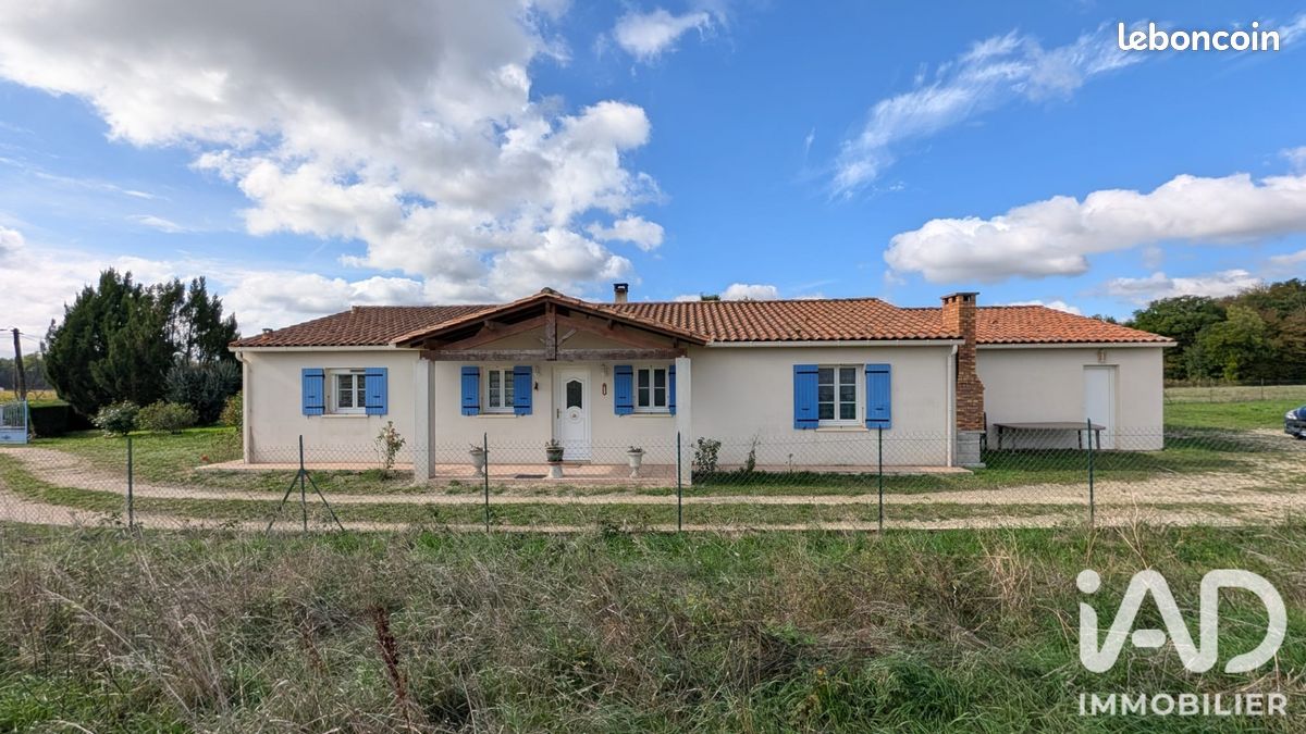 Maison 5 pièces 120 m² · à Saint-Georges-Antignac · 120 m² · 209 000 €