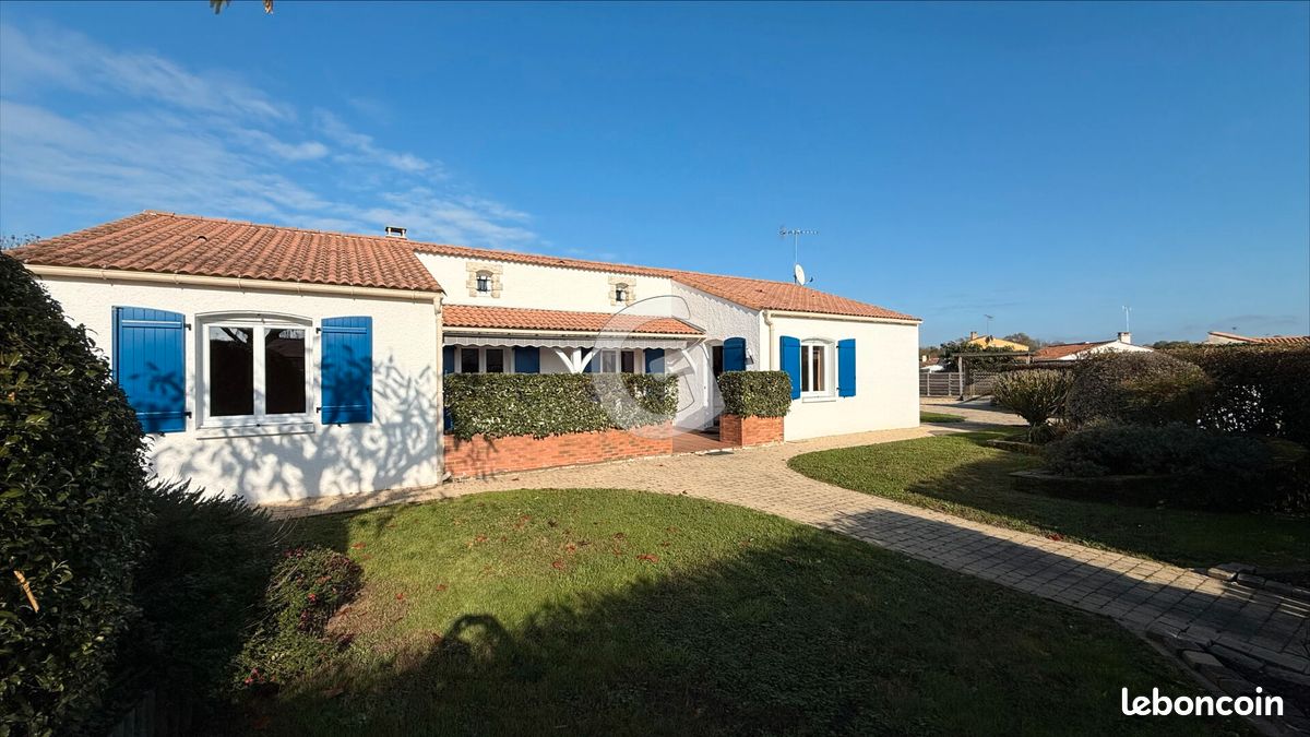 Maison 5 pièces 137 m² · à Longeville-sur-Mer · 137 m² · 385 000 €