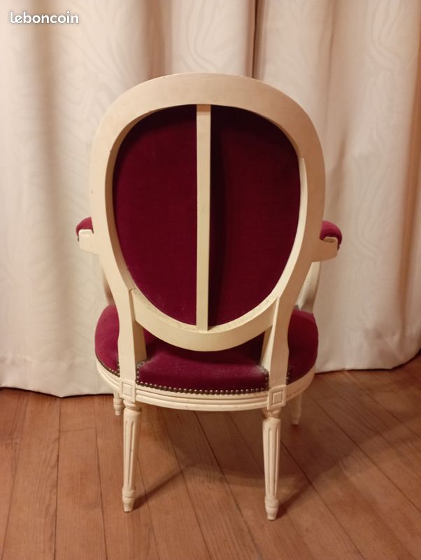 Fauteuil cabriolet style Louis XVI (image 3)
