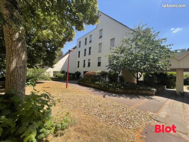 Appartement 5 pièces 100 m² — 1