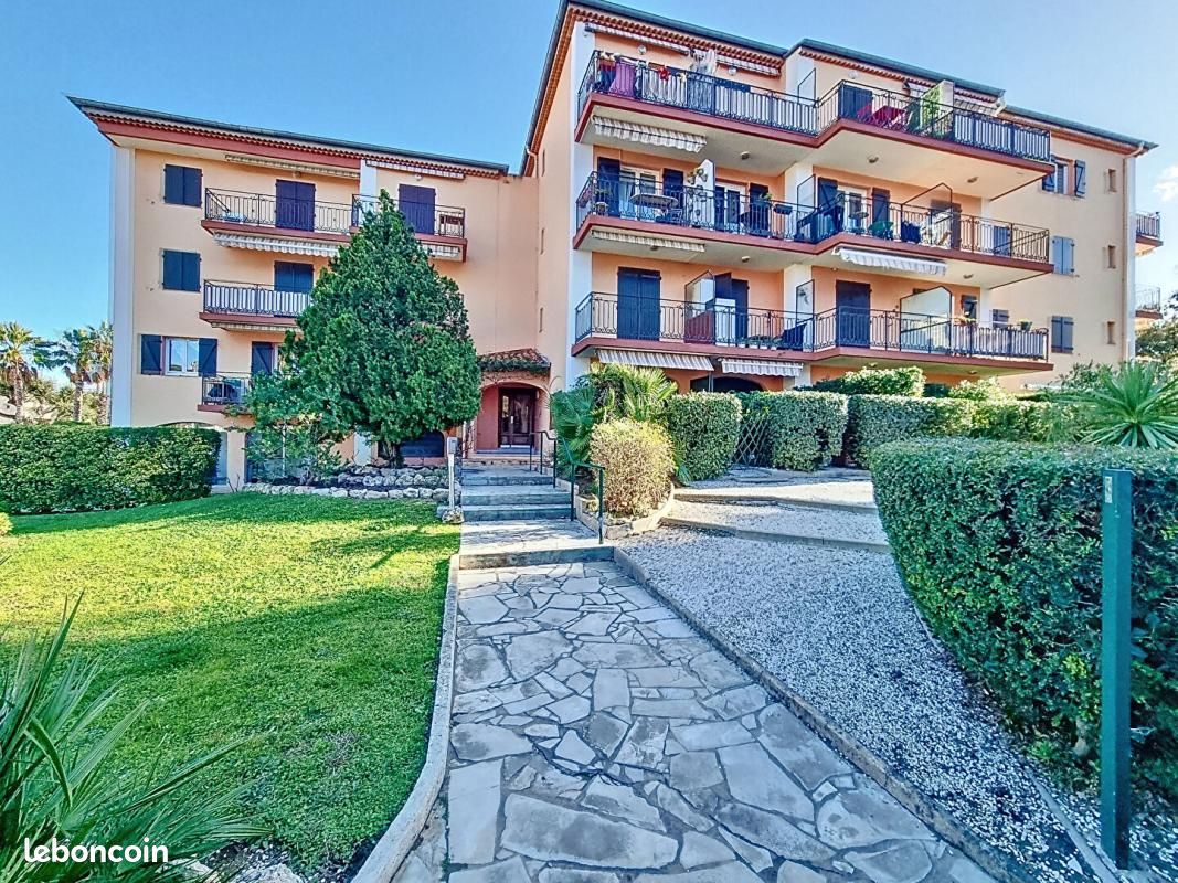 Appartement 1 pièce 18 m² · à Fréjus · 18 m² · 138 000 €