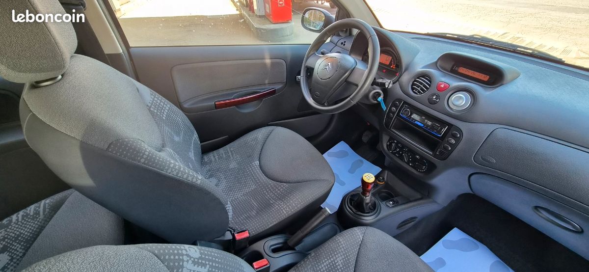 Citroën c2 1.1 l 60ch tic tac avec clim (image 3)